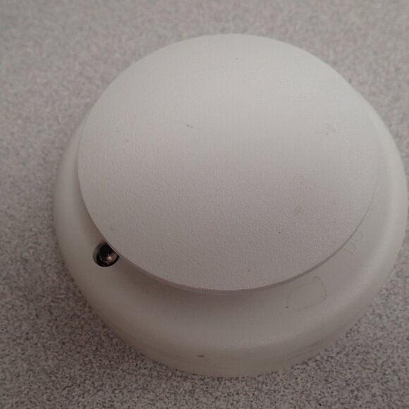 ESL 741 U Smoke Detector - Picture 1 of 6